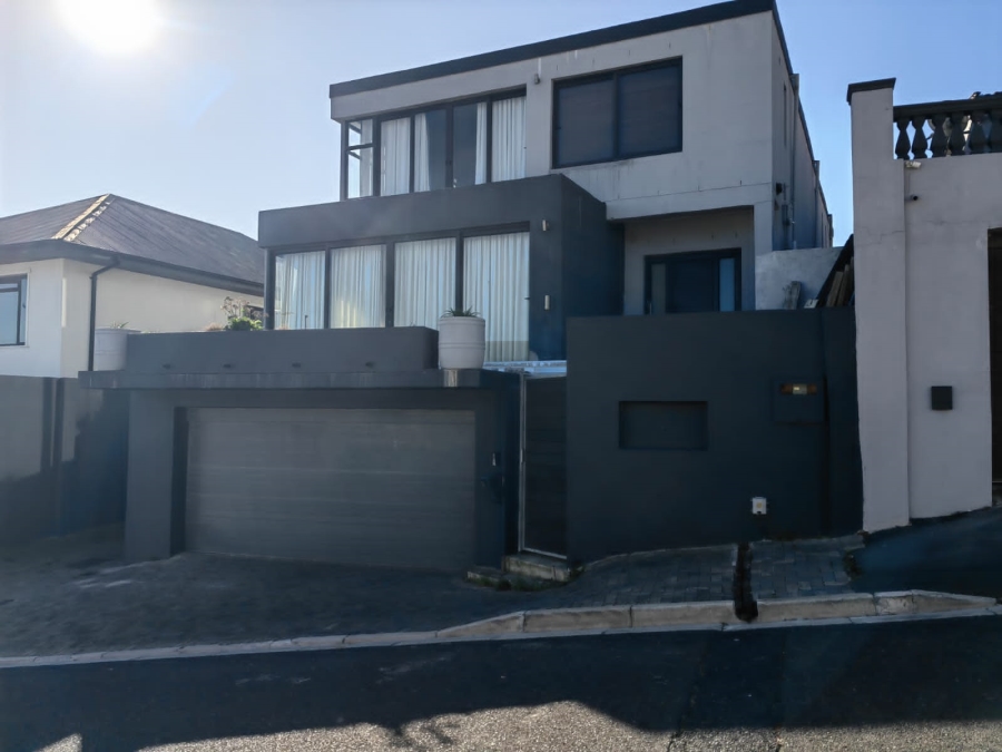 3 Bedroom Property for Sale in Walmer Estate Western Cape